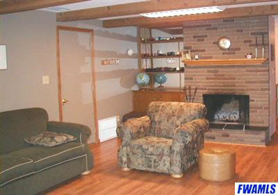 10015 Wheelock Road Fort Wayne, IN 46835 - Photo 3 of 10