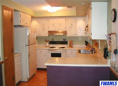10015 Wheelock Road Fort Wayne, IN 46835 - Photo 6 of 10