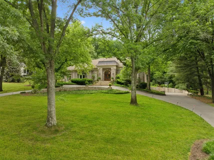$2,790,000 | 915 Calloway Drive, Brentwood, TN 37027