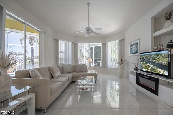 $4,300 | 4412 Southwest 26th Avenue, Cape Coral, FL 33914