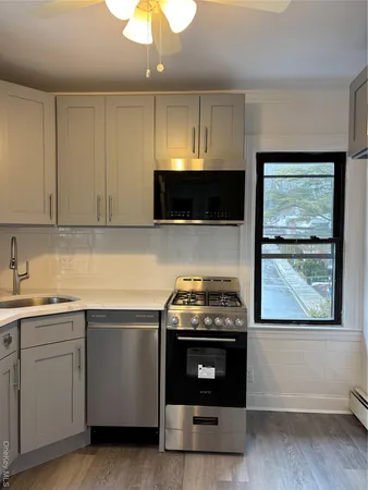 $2,600 | 225 Lexington Avenue, Oyster Bay, NY 11771