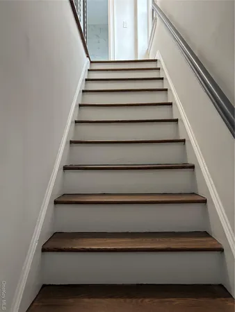 $2,600 | 225 Lexington Avenue, Oyster Bay, NY 11771