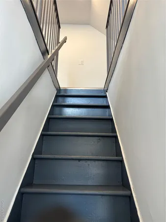 $2,600 | 225 Lexington Avenue, Oyster Bay, NY 11771