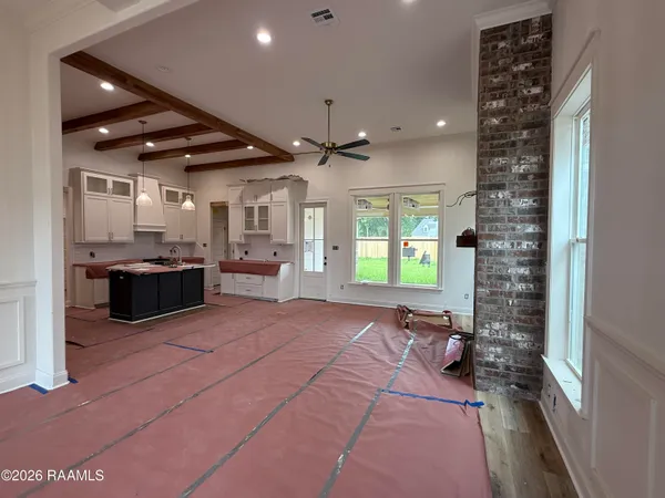 $432,630 | 107 Fountain Mdw Drive, Broussard, LA 70518