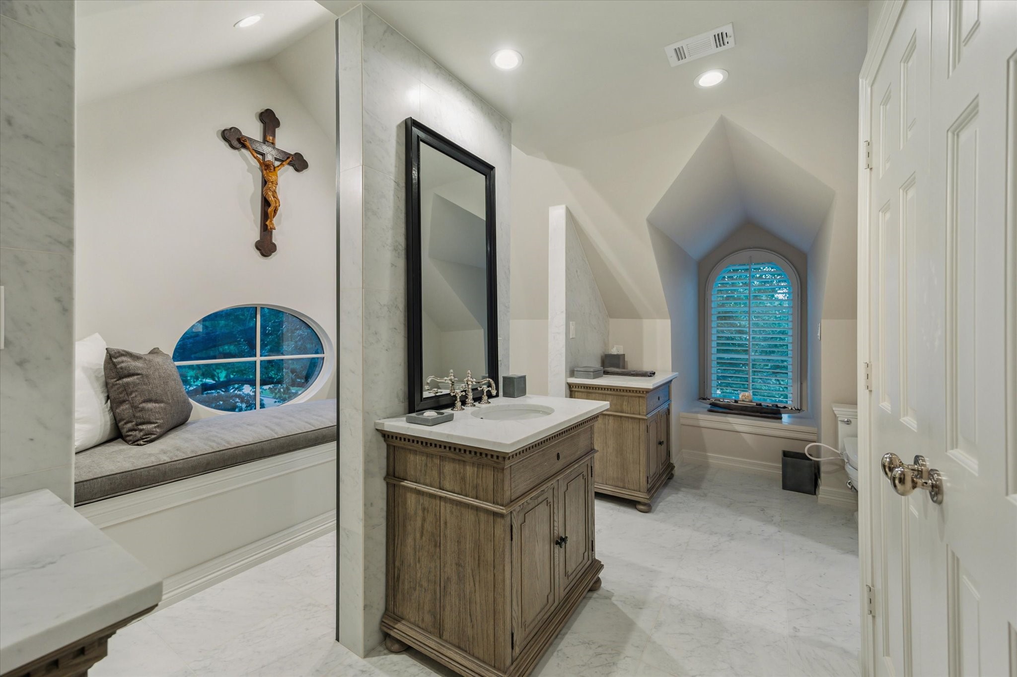 2249 Pelham Drive Houston, TX 77019 - Photo 43 of 50 Third floor bathroom with marble finishes and dual vanities.