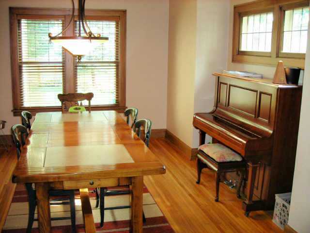 402 Tibet Road Columbus, OH 43202 - Photo 4 of 10