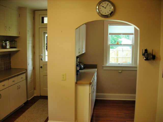 402 Tibet Road Columbus, OH 43202 - Photo 6 of 10
