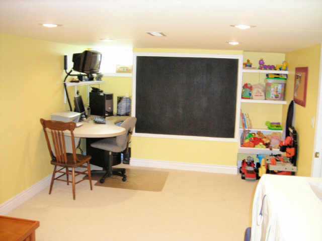 402 Tibet Road Columbus, OH 43202 - Photo 7 of 10