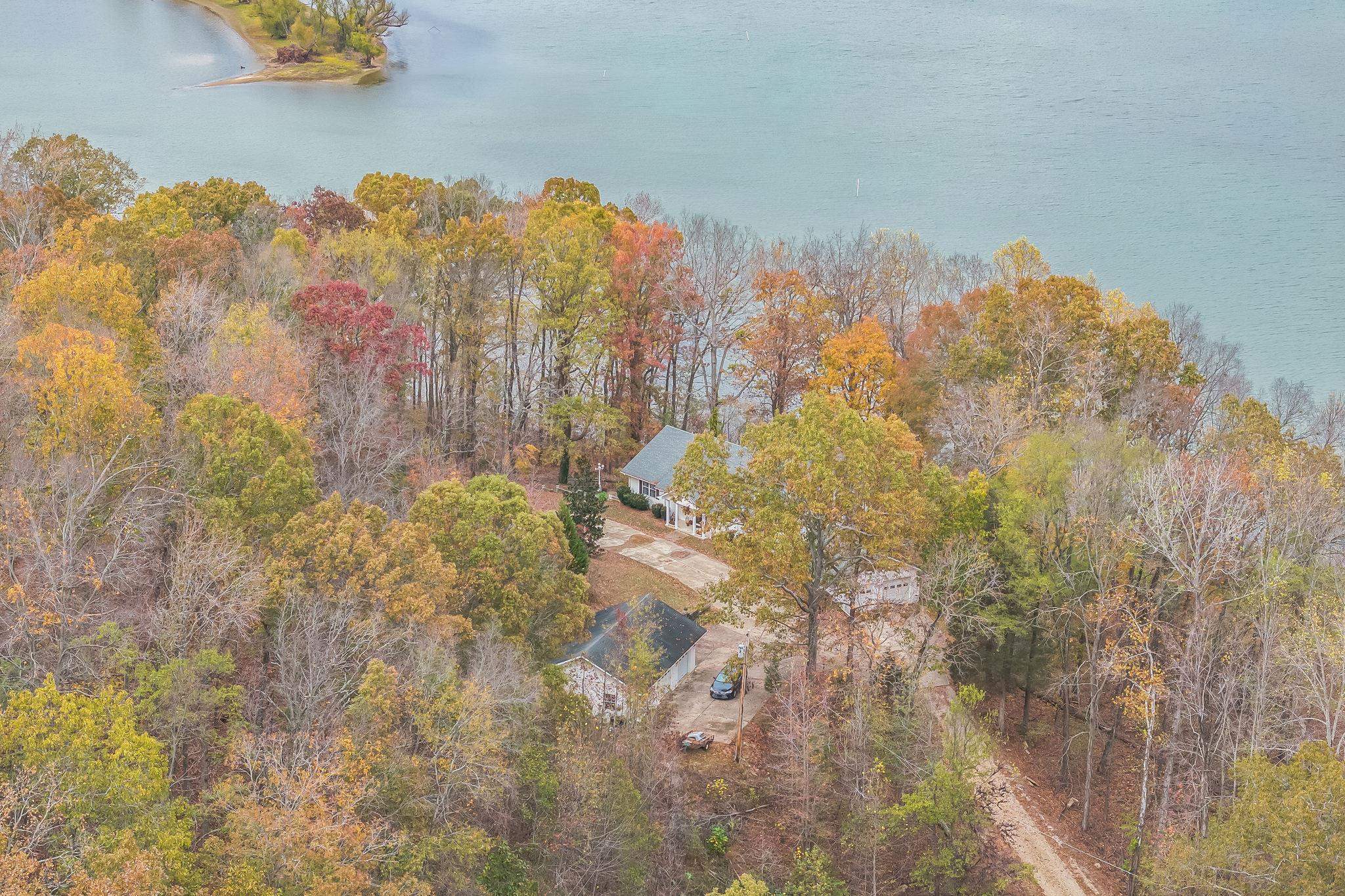 997 Vickers Road Big Sandy, TN 38221 - Photo 36 of 40 a view of a city