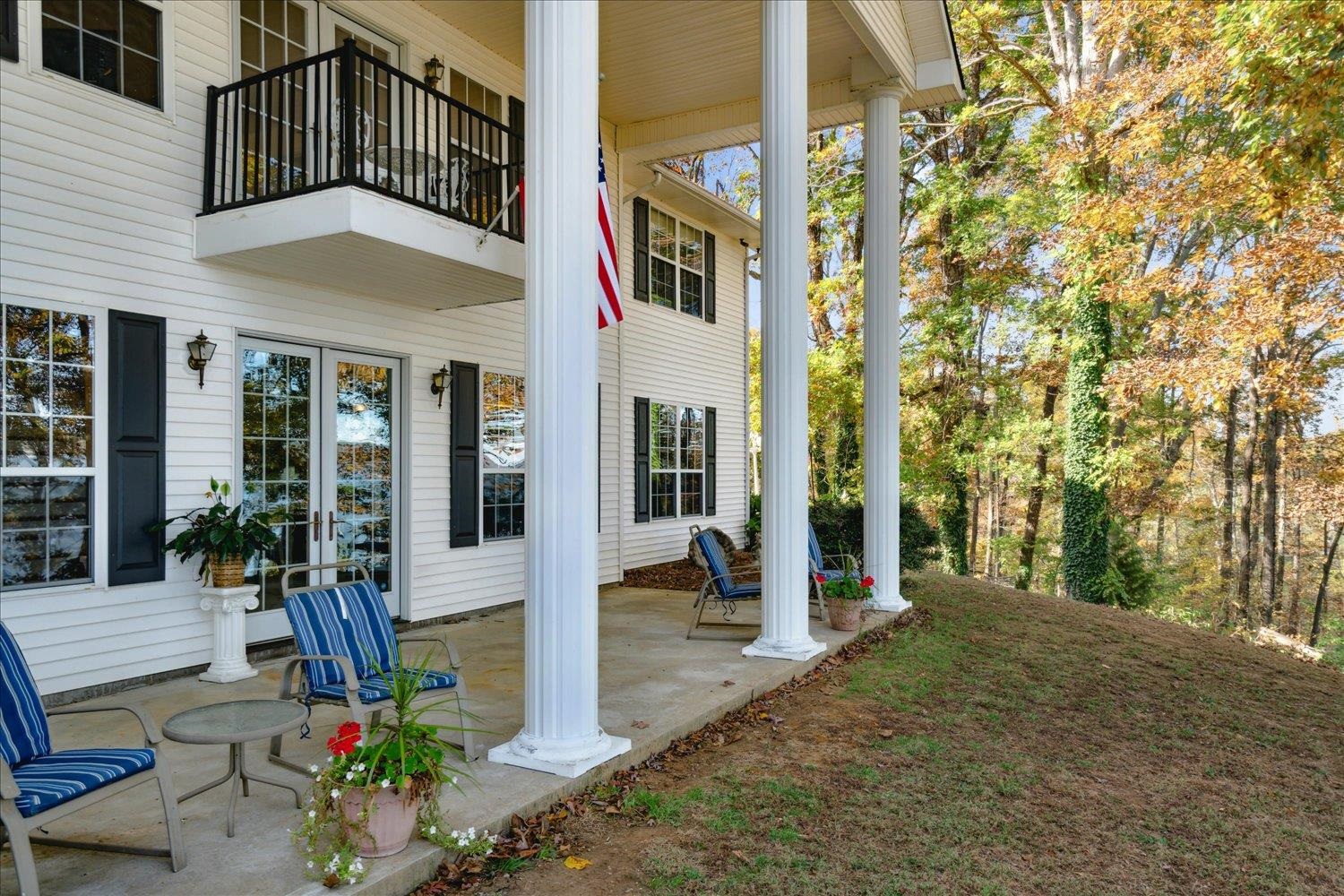 997 Vickers Road Big Sandy, TN 38221 - Photo 6 of 40 a view of a house with brick walls