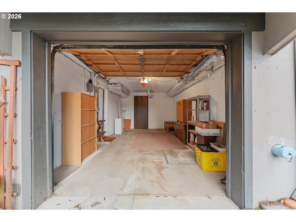 4212 Southwest Garden Home Road Portland, OR 97219 - Photo 23 of 25