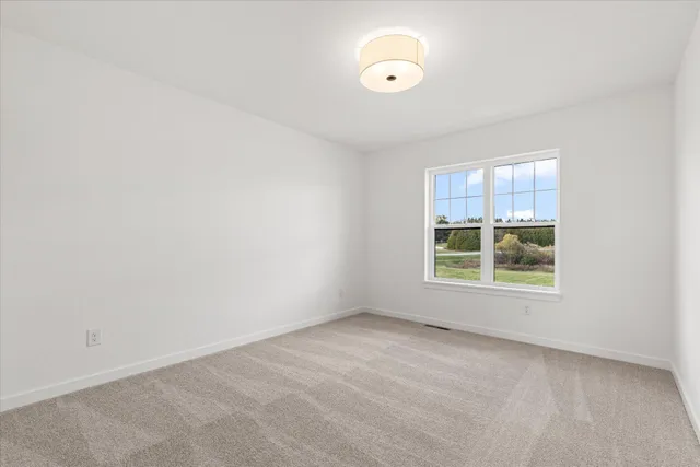 $575,900 | N174W20671 Laurel Springs Circle, Jackson, WI 53037