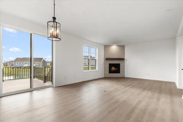 $575,900 | N174W20671 Laurel Springs Circle, Jackson, WI 53037