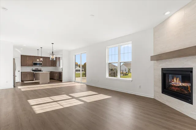 $575,900 | N174W20671 Laurel Springs Circle, Jackson, WI 53037