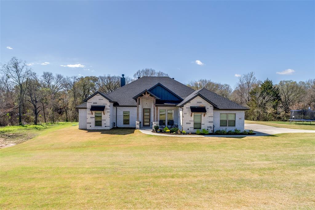 1036 Kessler Road Weatherford, TX 76087 - Photo 2 of 35