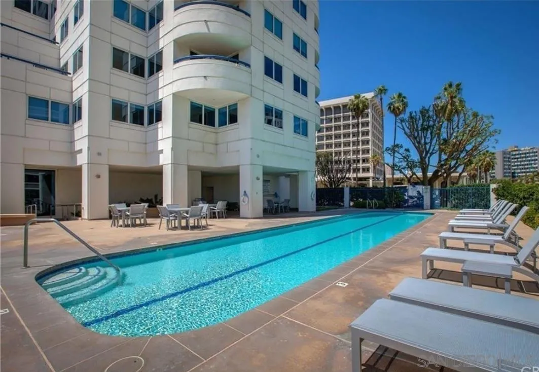 525 East Seaside Way, Unit 1607 Long Beach, CA 90802 - Photo 28 of 41 a front view of a house with entertaining space