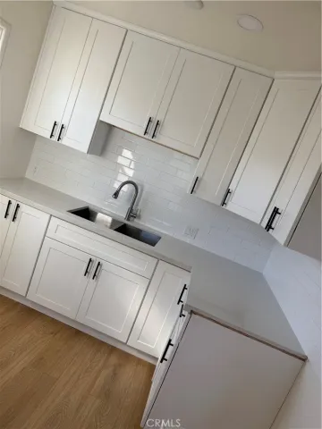 $2,695 | 3623 South Sepulveda Boulevard, Los Angeles, CA 90034