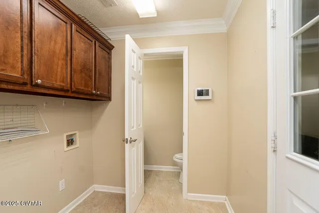 a view of bathroom with bathtub
