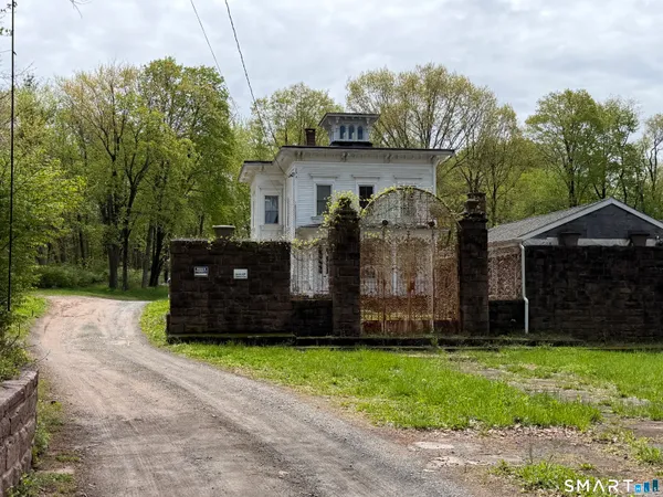 $435,000 | 62 R West Silver Street, Middletown, CT 06457