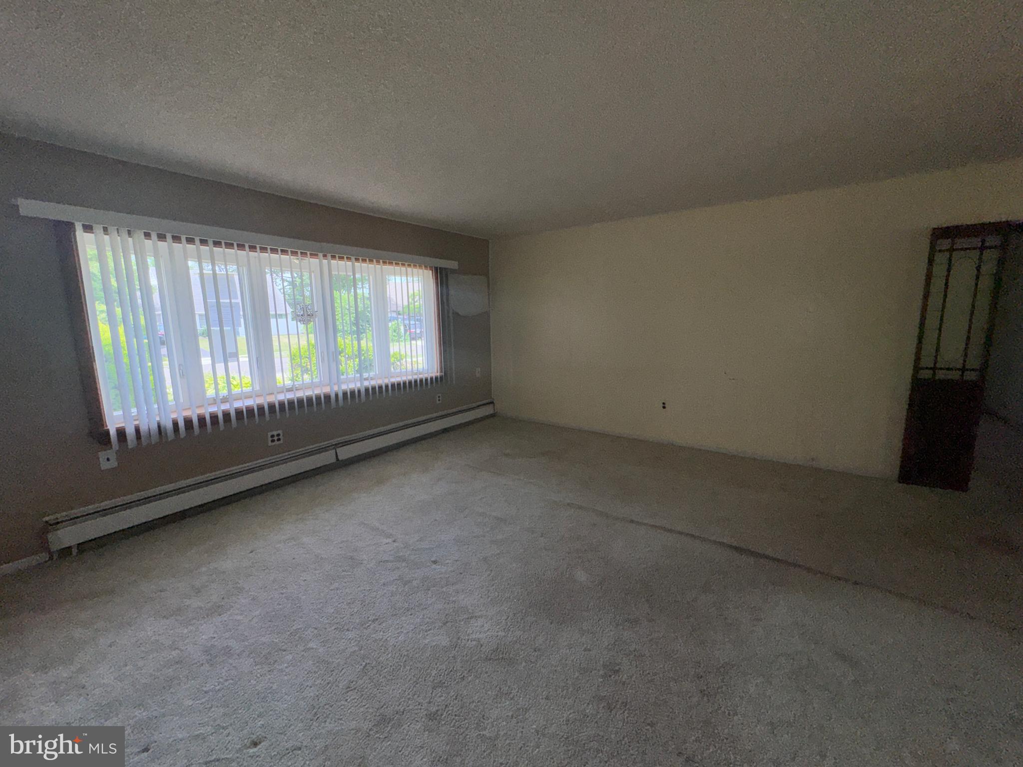 62 Plumtree Road Levittown, PA 19056 - Photo 6 of 20 living room