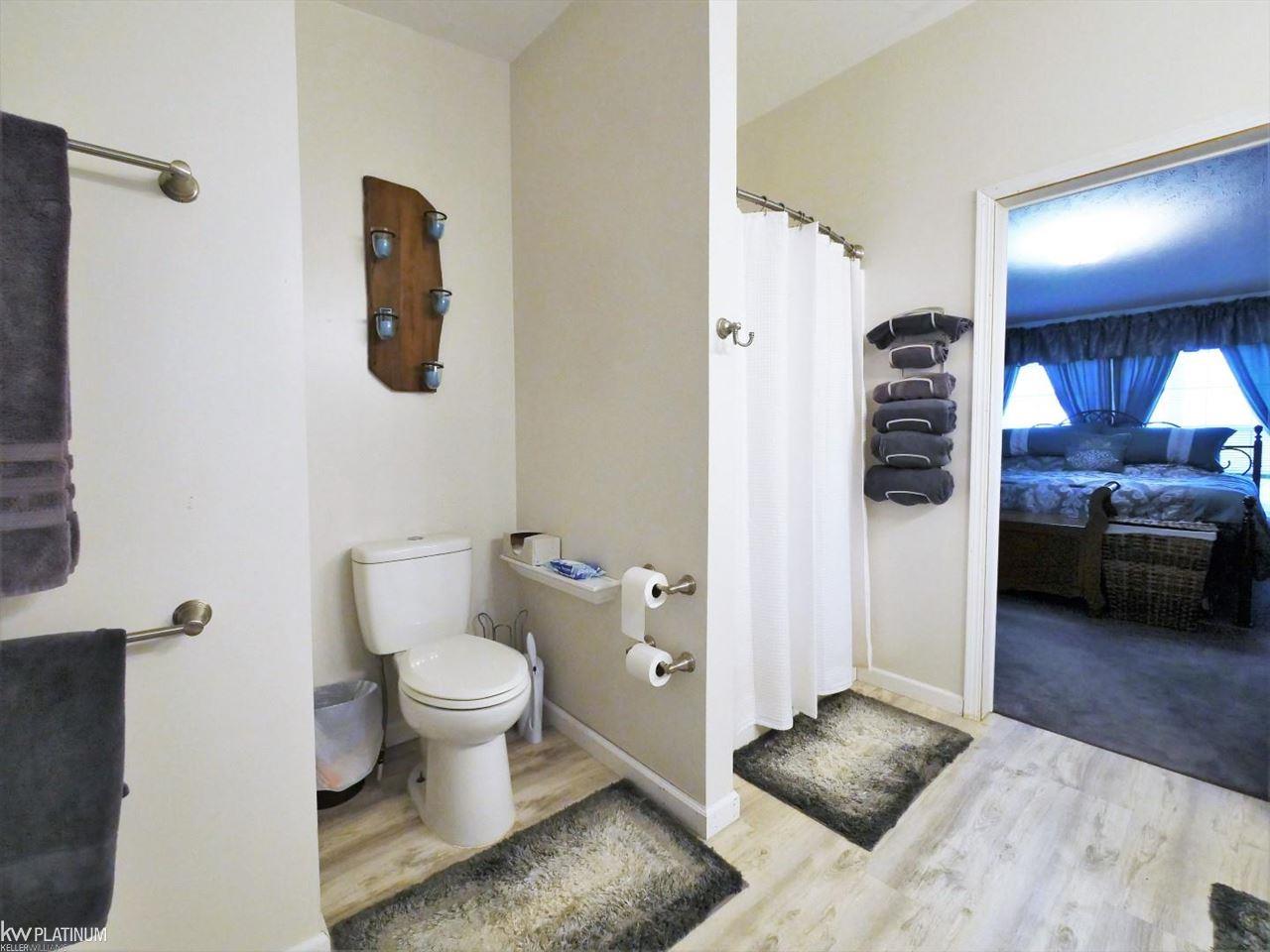 4476 Cole Road Fort Gratiot, MI 48059 - Photo 26 of 34 50057798-25.JPG