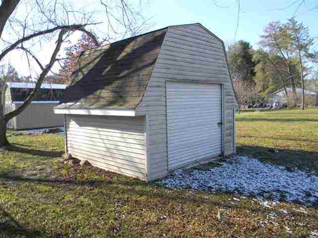 1013 North Greene Road Goshen, IN 46526 - Photo 4 of 12 Gallery Image 4