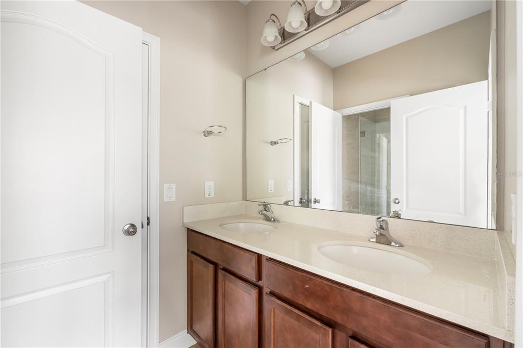 7243 Rambling Water Way Windermere, FL 34786 - Photo 15 of 18