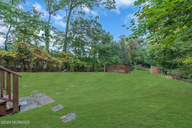 $575,000 | 188 Five Points Road, Colts Neck, NJ 07722