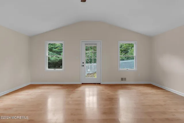 $575,000 | 188 Five Points Road, Colts Neck, NJ 07722