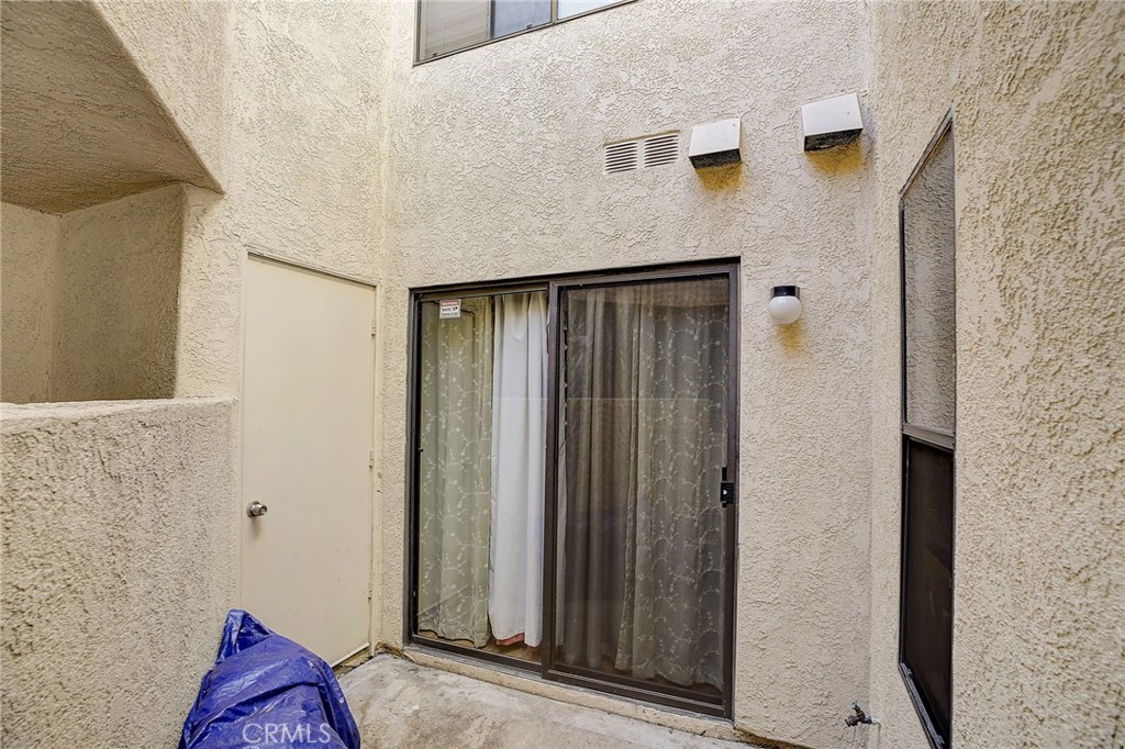 23 Pearl Laguna Niguel, CA 92677 - Photo 22 of 37 a view of entryway