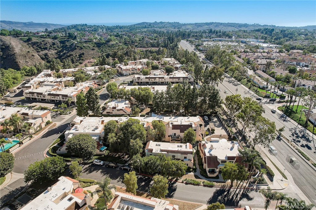 23 Pearl Laguna Niguel, CA 92677 - Photo 27 of 37 an aerial view of multiple house