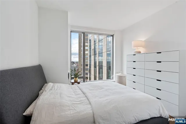 $775,000 | 99 Hudson Street, Unit 2607, Jersey City, NJ 07302