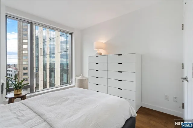 $775,000 | 99 Hudson Street, Unit 2607, Jersey City, NJ 07302