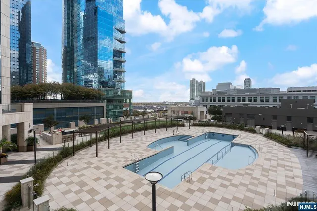 $775,000 | 99 Hudson Street, Unit 2607, Jersey City, NJ 07302