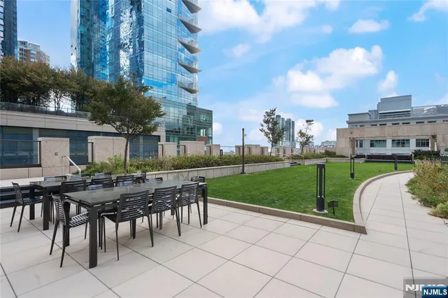 $775,000 | 99 Hudson Street, Unit 2607, Jersey City, NJ 07302