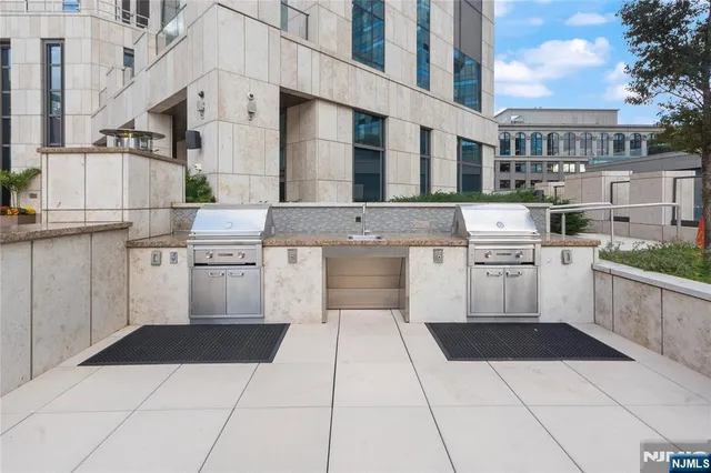 $775,000 | 99 Hudson Street, Unit 2607, Jersey City, NJ 07302