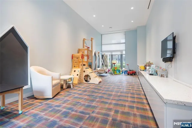 $775,000 | 99 Hudson Street, Unit 2607, Jersey City, NJ 07302