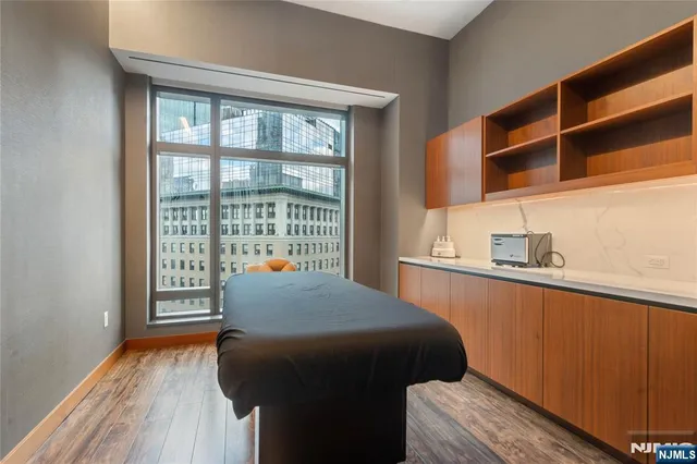 $775,000 | 99 Hudson Street, Unit 2607, Jersey City, NJ 07302