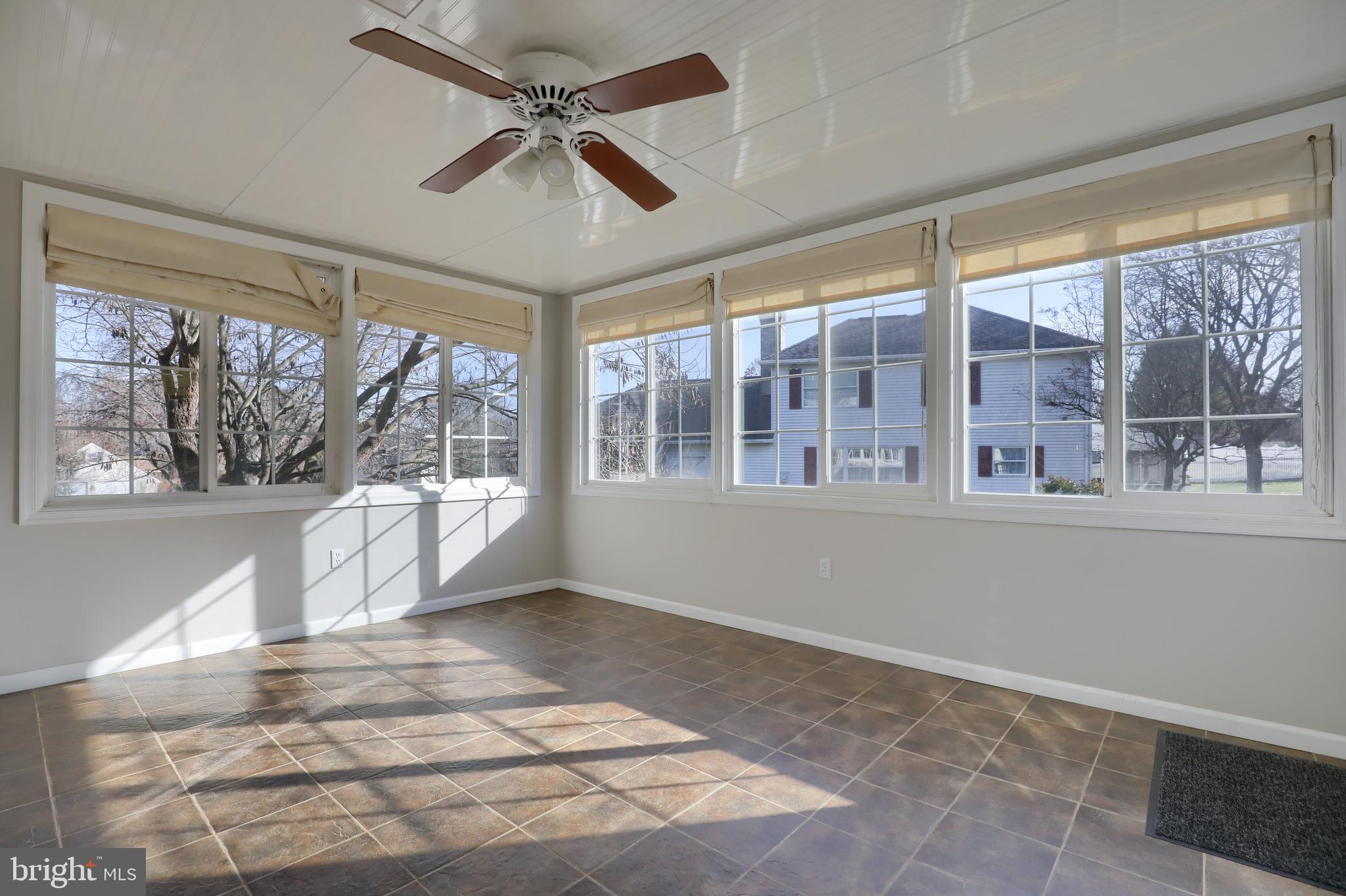 504 Greenhowe Drive Lititz, PA 17543 - Photo 14 of 27 Gallery Image 14