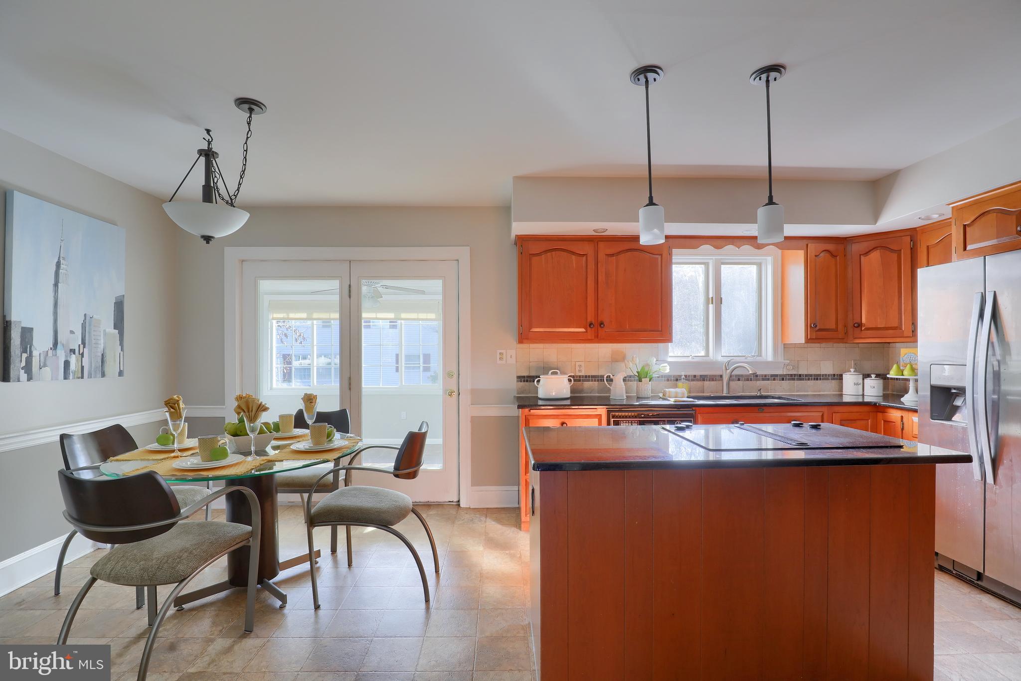 504 Greenhowe Drive Lititz, PA 17543 - Photo 4 of 27 Gallery Image 4