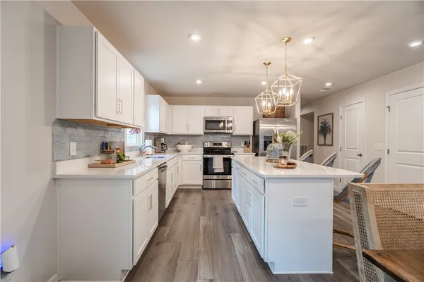 $439,000 | 233 Utica Bnd Court, Seneca, SC 29678