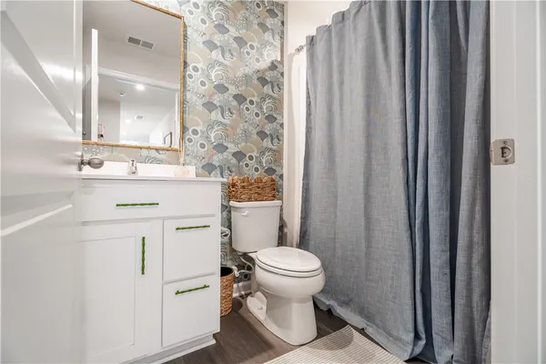 $439,000 | 233 Utica Bnd Court, Seneca, SC 29678