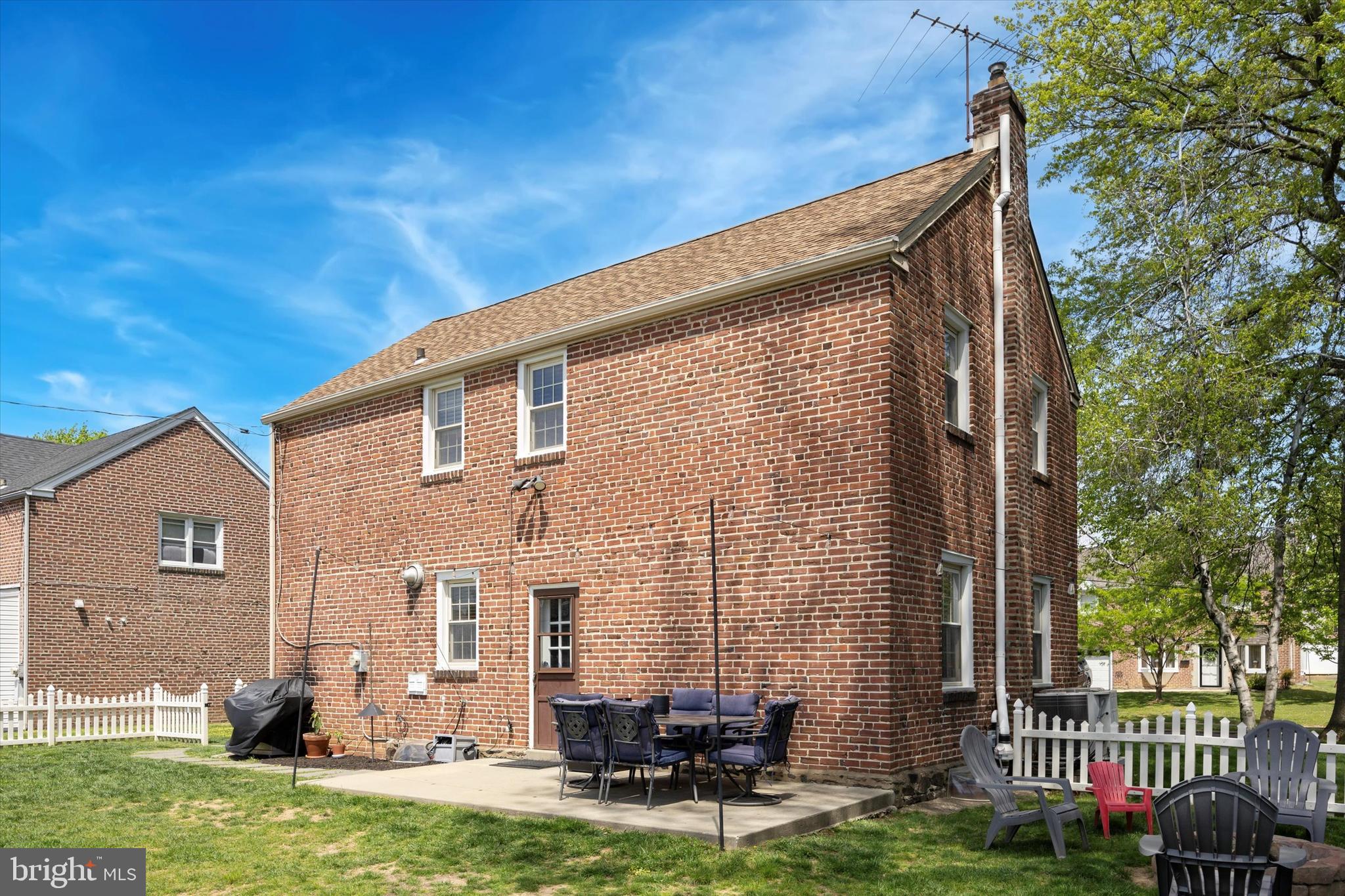 256 Ridgewood Road Springfield, PA 19064 - Photo 28 of 32 a front view of a house with garden