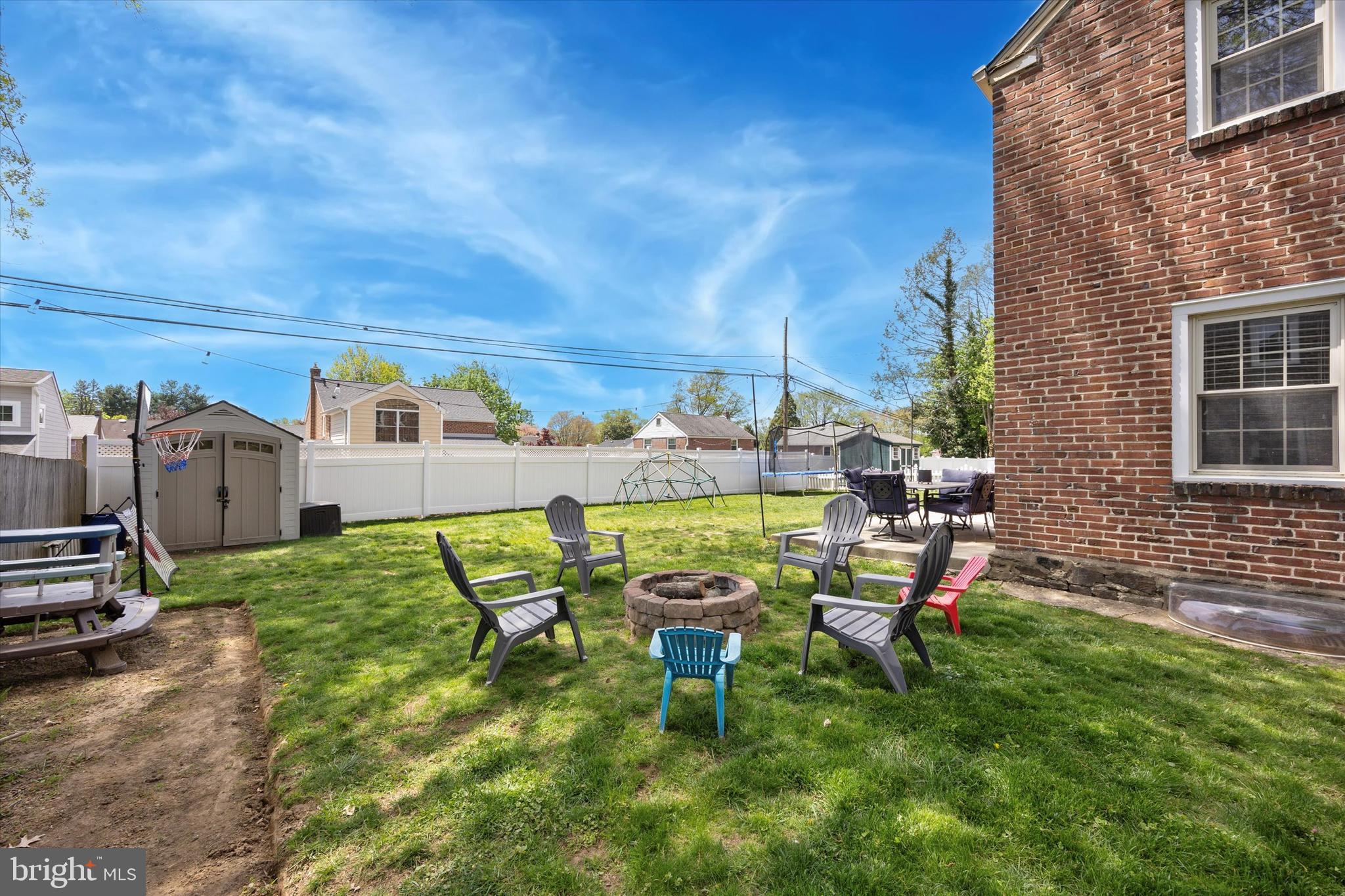 256 Ridgewood Road Springfield, PA 19064 - Photo 29 of 32 a view of a backyard with sitting area