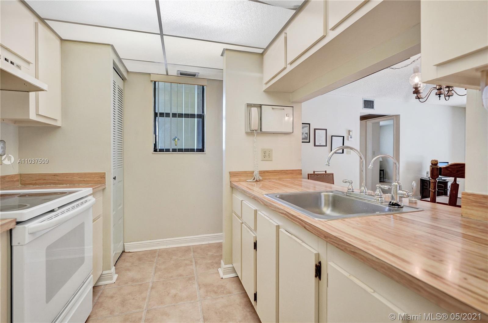 10022 Winding Lake Road, Unit 103 Sunrise, FL 33351 - Photo 11 of 25 Gallery Image 11