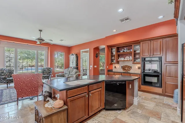 $885,000 | 2160 East Kenwood Street, Mesa, AZ 85213