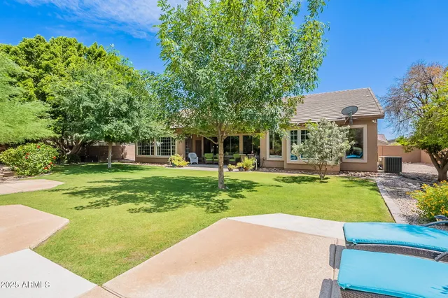 $885,000 | 2160 East Kenwood Street, Mesa, AZ 85213