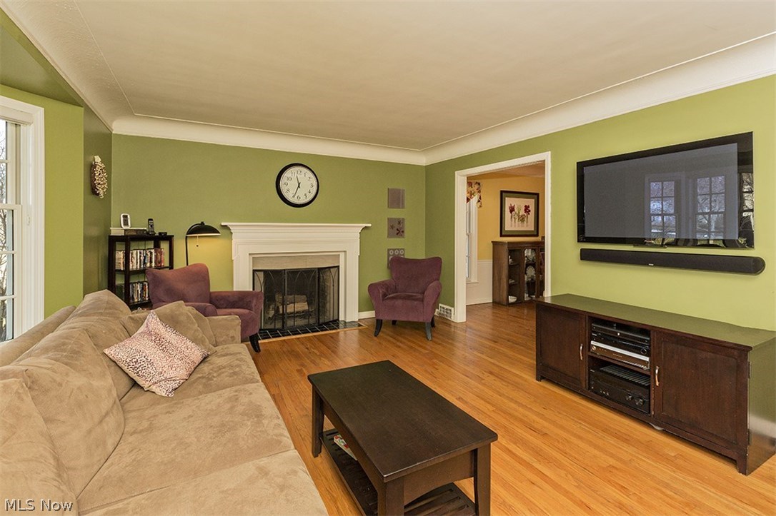 3651 Gridley Road Shaker Heights, OH 44122 - Photo 2 of 19 Gallery Image 2