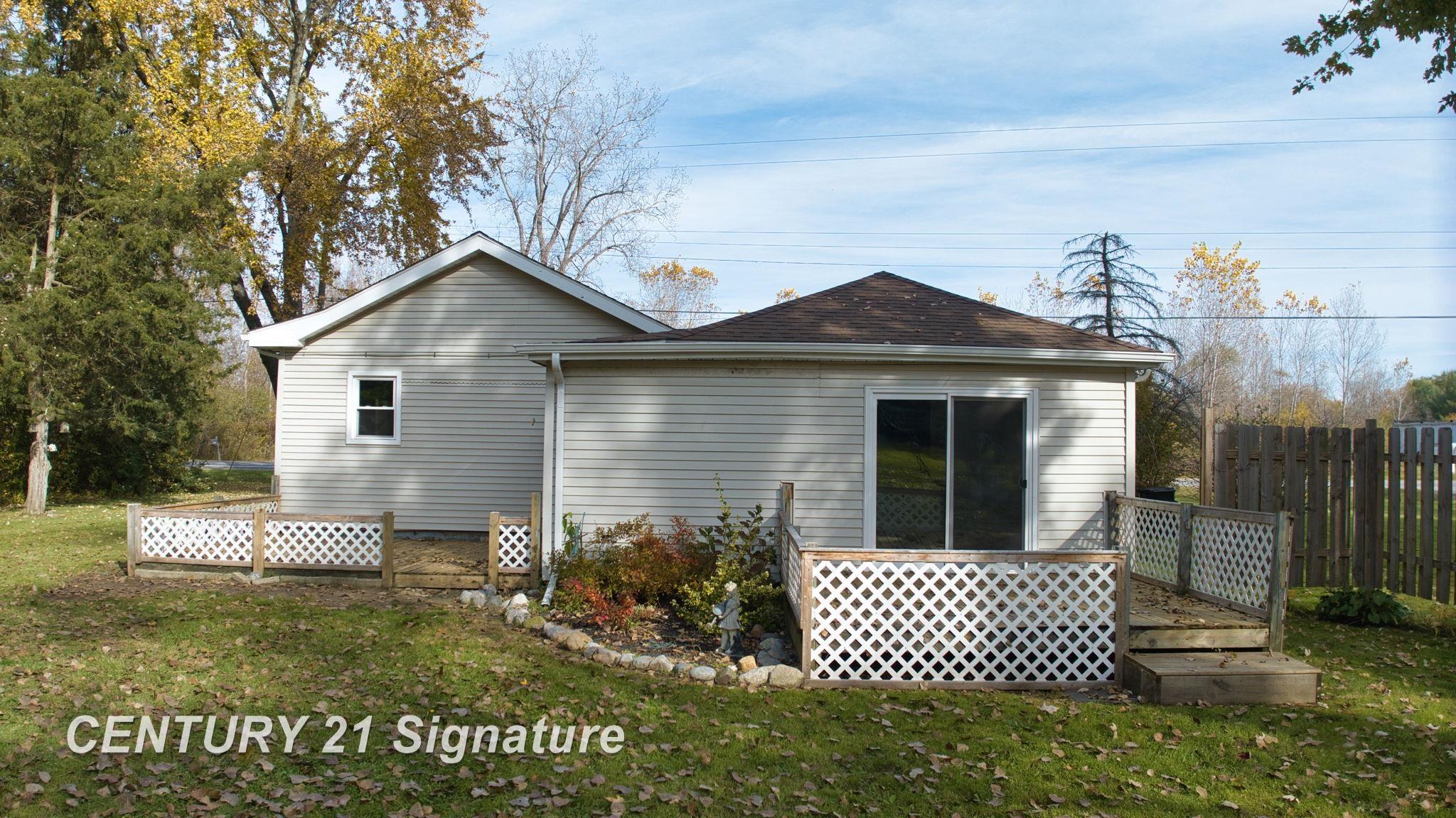 7035 Coldwater Road Flushing, MI 48433 - Photo 21 of 35 50159357-51cb1d8f-1312-48e0-a656-776878c94e8f.JPG