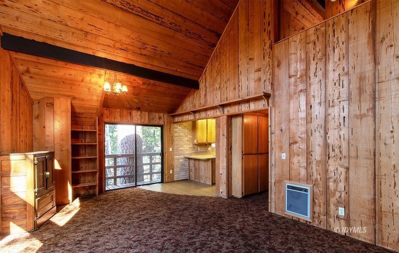25390 Shadow Oaks Idyllwild, CA 92549 - Photo 13 of 39 a view of a back yard from a room